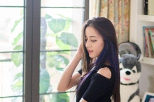 迪丽热巴《麻辣变形计》精彩剧照曝光