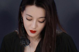 迪丽热巴《创造营2019》穿搭风格大转变