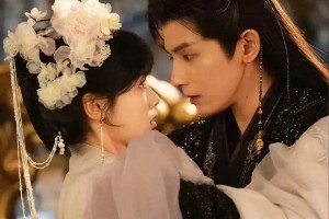 97年何聪睿凭《请君入我怀》暴君角色爆红短剧圈