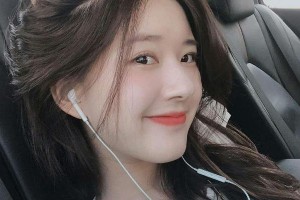 赵露思：从网红到顶流明星的逆袭之路