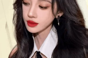 鞠婧祎13年星路：从四千年美女到维权顶流